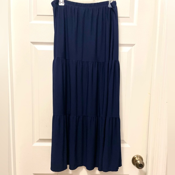 Set of 2 Women’s Skirts Size 20 (2X) - Picture 6 of 8